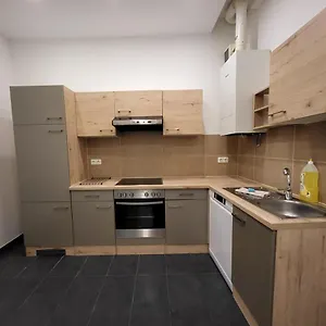 Donaufelder Apartment